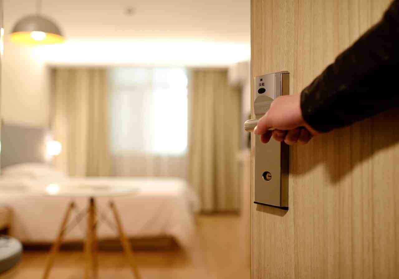 Comment payer une chambre d'hôtel moins chère?